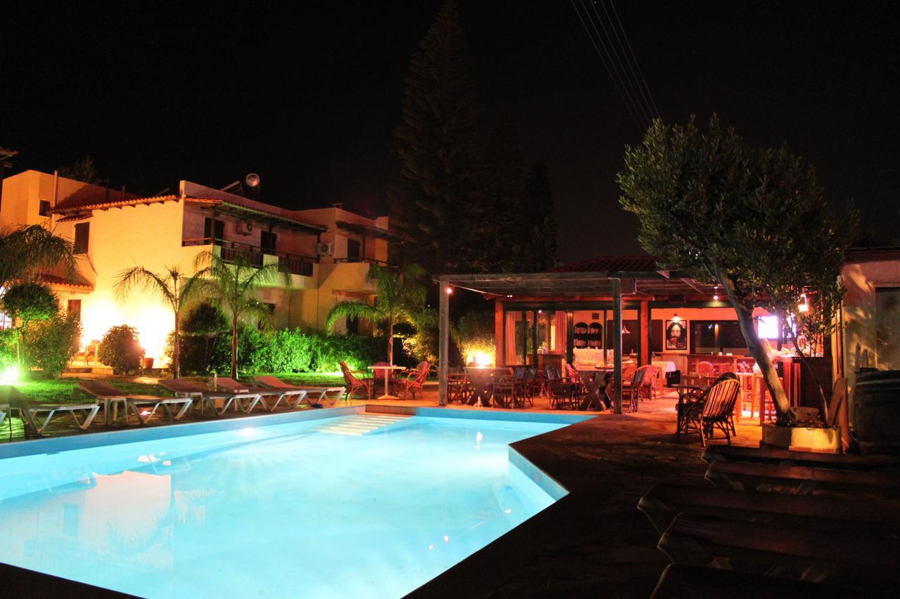خيرسونِسوس Petros Village المظهر الخارجي الصورة