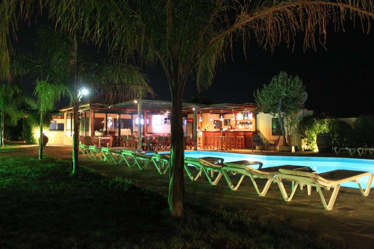 خيرسونِسوس Petros Village المظهر الخارجي الصورة